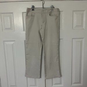 💛 3/$35 U2 beige off white chino cropped trousers
